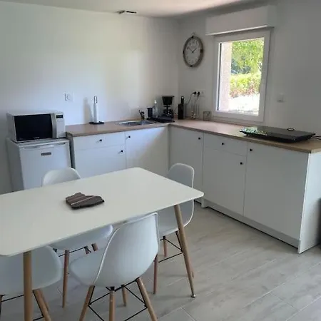 Petite Dependance A Picarrou Cintegabelle