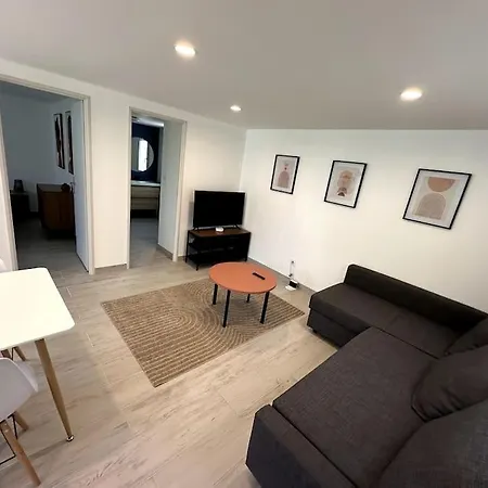 Holiday home Petite Dependance A Picarrou